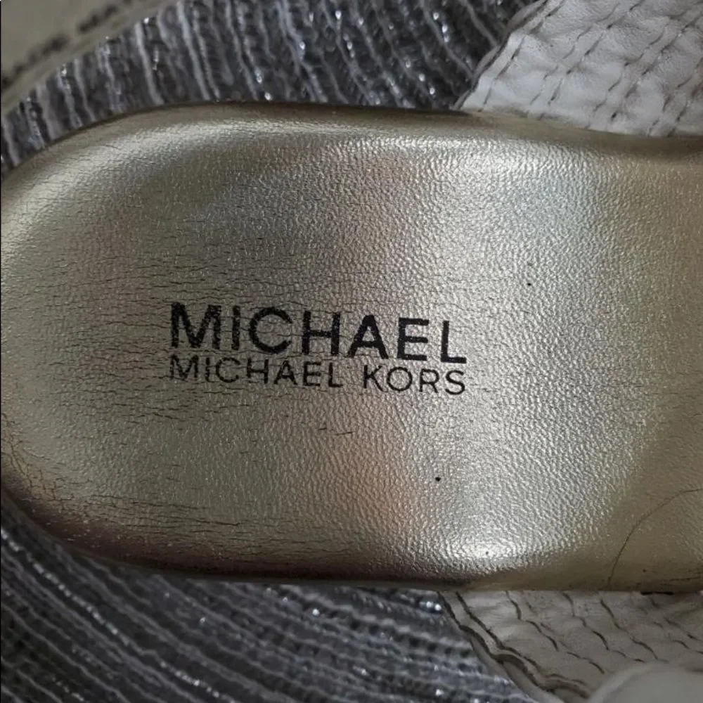 🔥4/$25 MICHAEL KORS GIRLS SANDALS FLIP FLOPS, 2